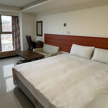 ז'ונגלי Yi Dian Yuan Hotel מראה חיצוני תמונה