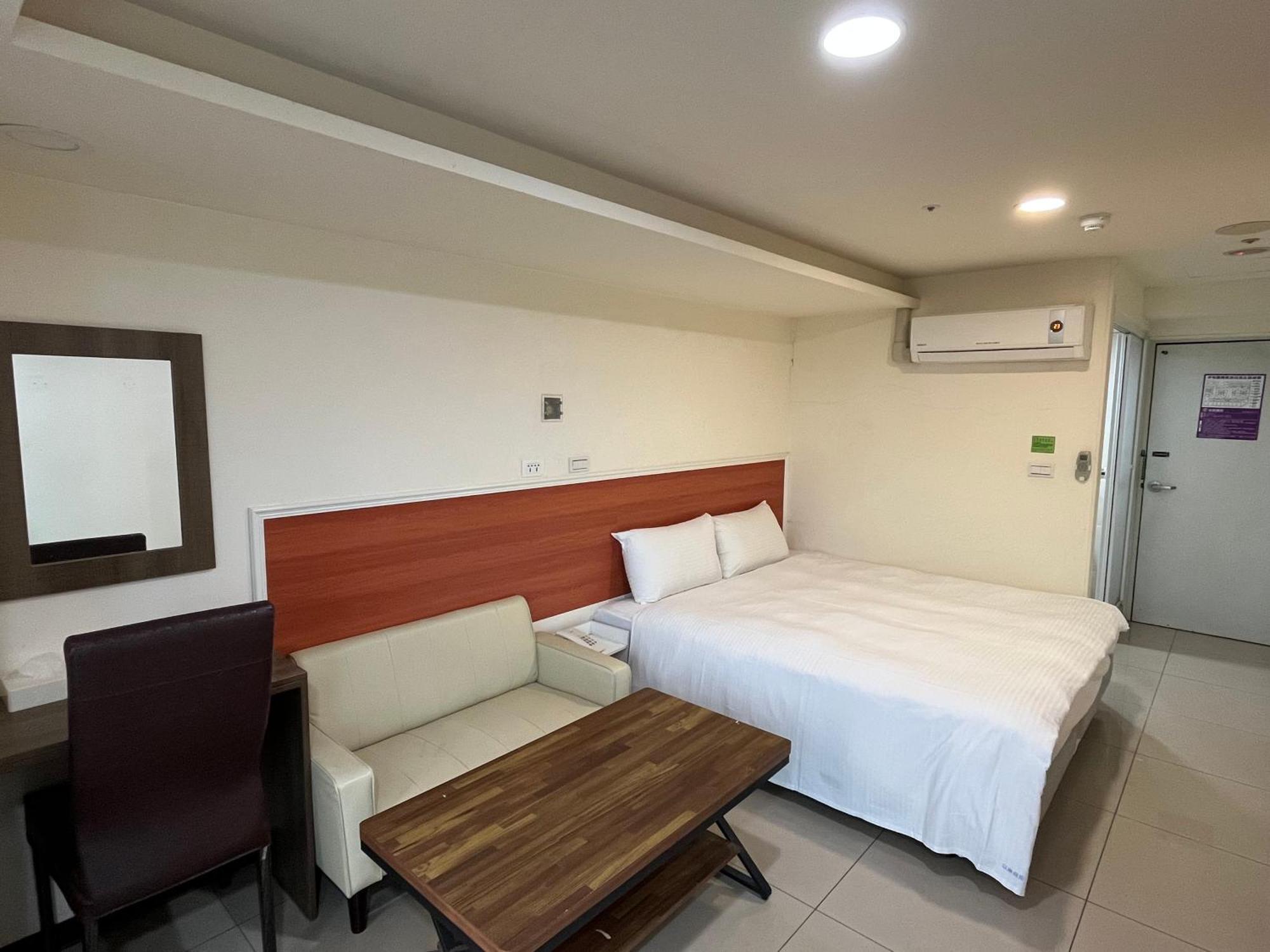 ז'ונגלי Yi Dian Yuan Hotel מראה חיצוני תמונה