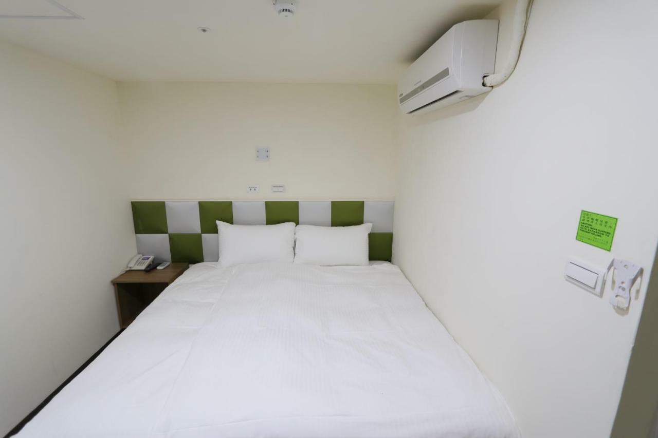 ז'ונגלי Yi Dian Yuan Hotel מראה חיצוני תמונה