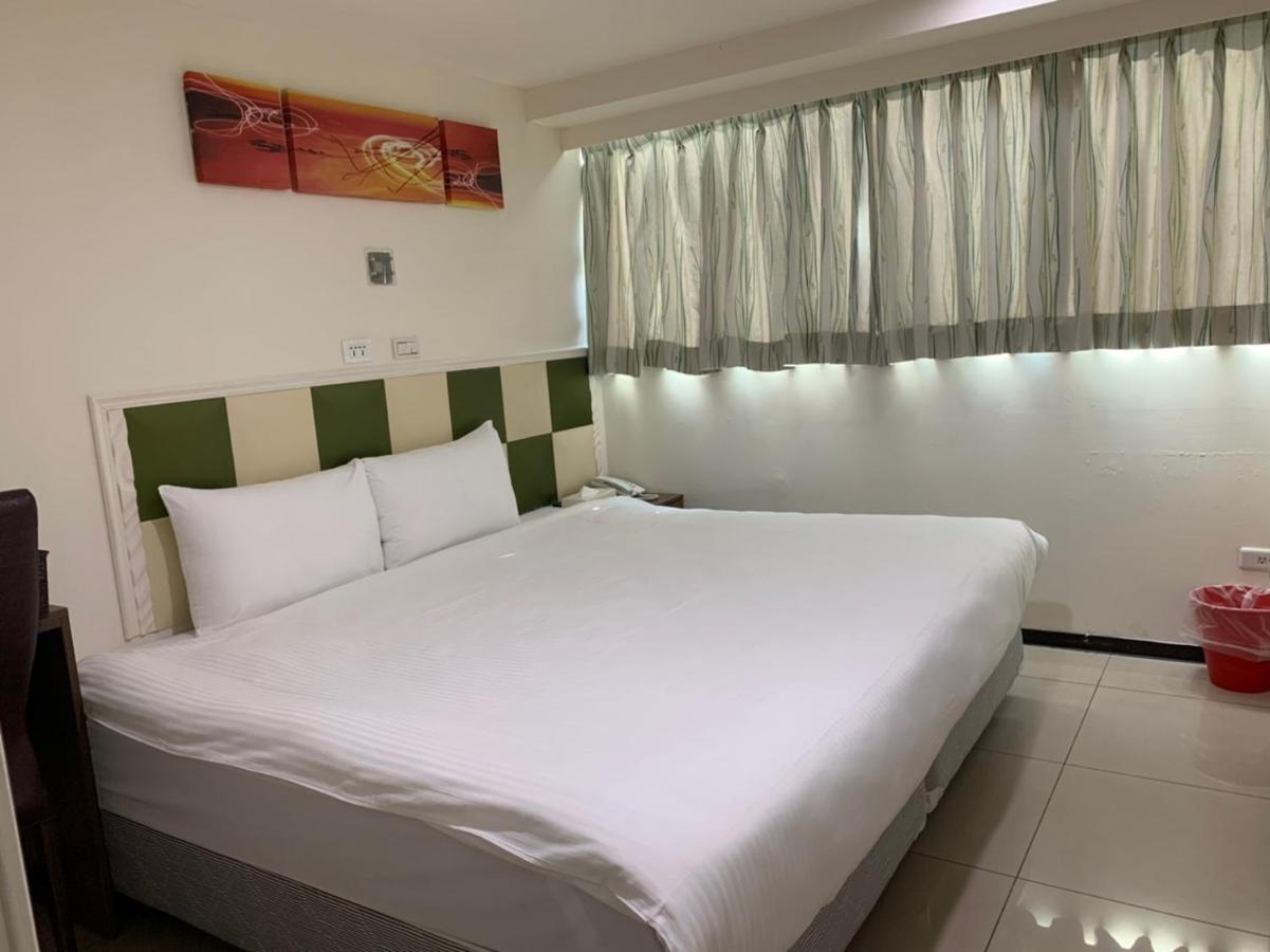 ז'ונגלי Yi Dian Yuan Hotel מראה חיצוני תמונה